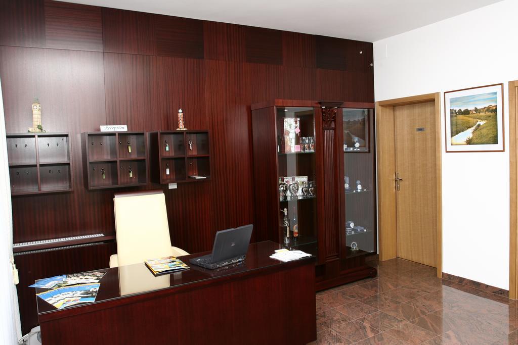 Apartmani Marbis Koprivnica Eksteriør billede
